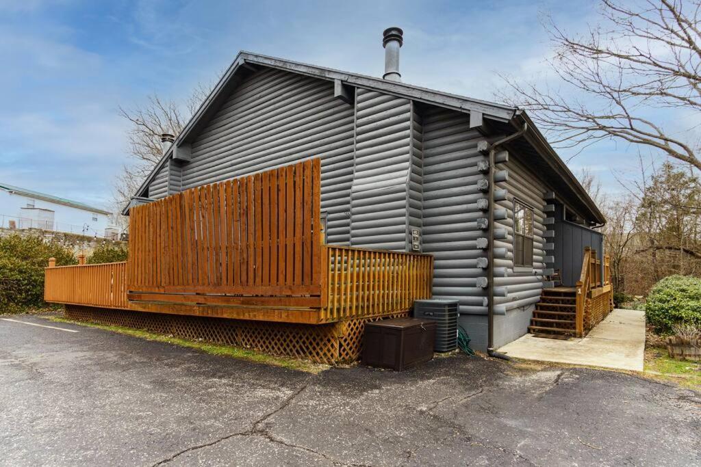 3 Bedroom Log Cabin Condo Close To Everything! Μπράνσον Εξωτερικό φωτογραφία